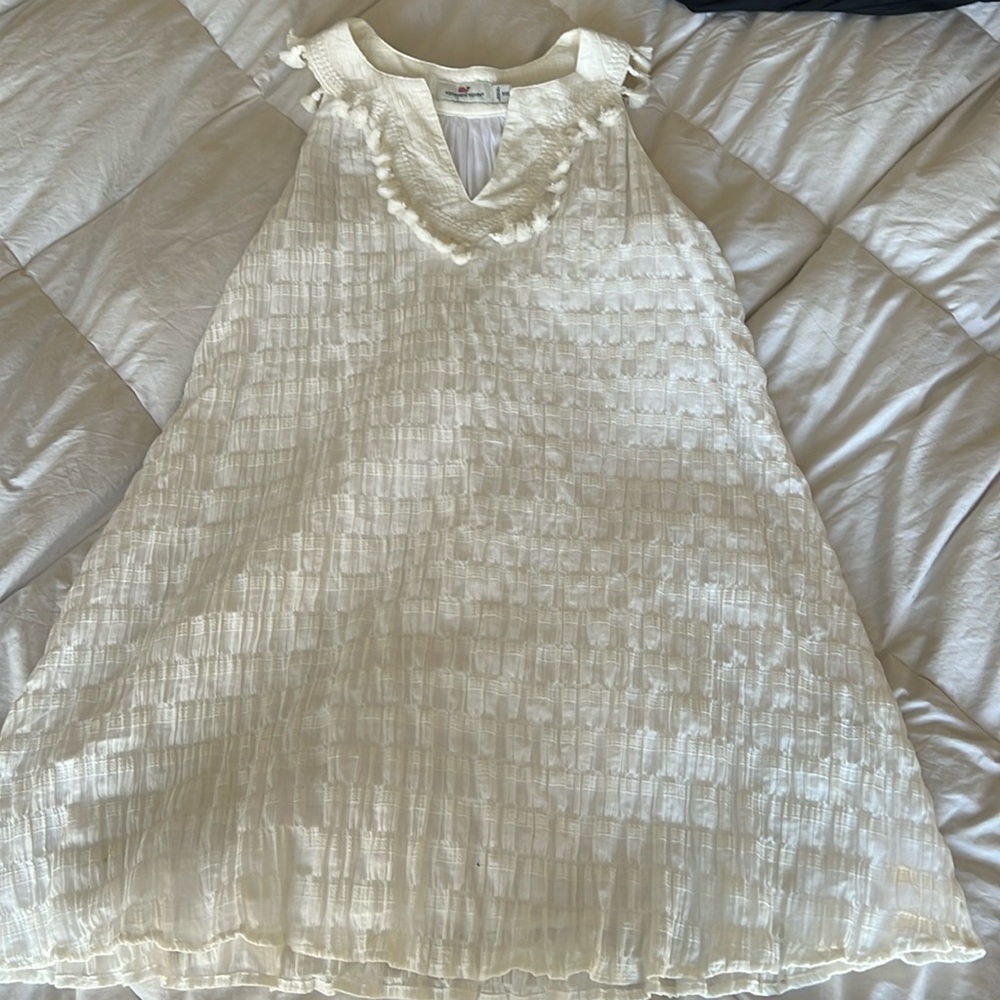 vineyard vines v neck dress
